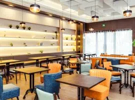 Atour Hotel Shanghai Pudong Airport