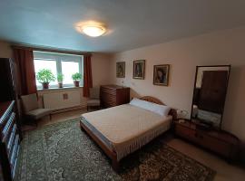 Hotelfotos: 3 pokoje v rodinném domě, sdílená kuchyně s hostitelkou (homestay)