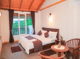 The Mount View Single Tree Hotel