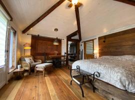 Ormstown में, होटल Eco Lodge Bûcheron Bergère