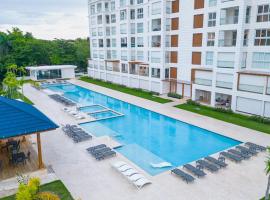 호텔 사진: Fortunity Beach Tower-2 BDR with pool view