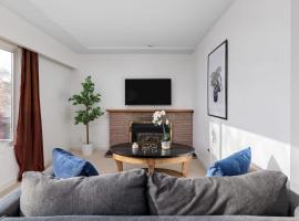 Hotel Foto: Lovely 2BR Home in Foster Ave