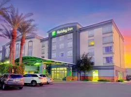 Holiday Inn & Suites Phoenix Airport by IHG