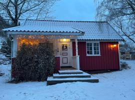 A picture of the hotel: Koselig anneks i Heggedal!