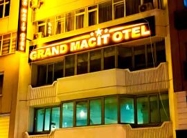 होटल की एक तस्वीर: Grand macit otel