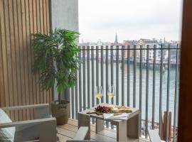 รูปภาพของโรงแรม: Sanders View Copenhagen - Fabulous Two-Bedroom Apartment with Harbor View