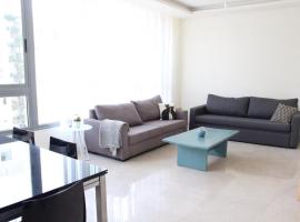 Hotel Photo: Modern 3BR Apt next to Hotel Dieu