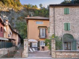 Fotos de Hotel: Apartment Casetta Alla Pozza in Torri Del Benaco