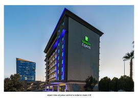 A picture of the hotel: Holiday Inn Express El Paso-Central, an IHG Hotel