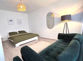 Hotelfotos: 93qm-4 Rooms-WiFi-City Centre