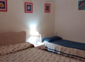 Hospedaje LA LUCIA, hotel v destinaci Almafuerte