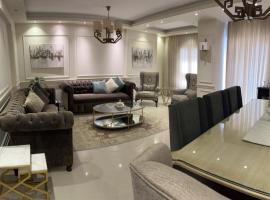 A picture of the hotel: luxury Apartment - Smouha