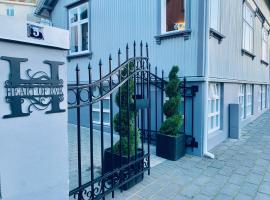 Zdjęcie hotelu: Heart of Reykjavik-Luxury Apartments