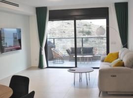 Gambaran Hotel: דירת רויאלטי עם חצר ונוף לשמורת טבע בפסגות אפק