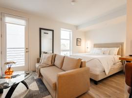 Hotel Photo: Elegant Apartment in the Heart of Hollywood