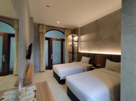 Hình ảnh khách sạn: The Grand Palace Hotel Malang