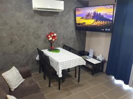 Quiet 2 bedroom farm house, hotel em Tamborine