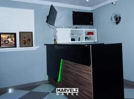 होटल की एक तस्वीर: Marvelz Hotel