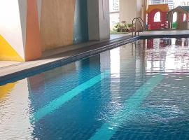 Фотографія готелю: Staycation in Quezon City with Netflix and Pool access at Tranquil Space by Ada