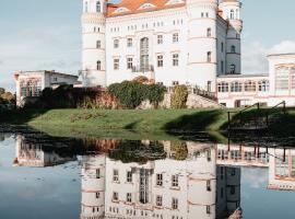 Pałac Wojanów, hotel in Wojanów