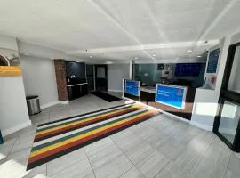 Studio 6 Suites East Syracuse Airport
