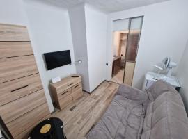 Fotos de Hotel: Cozy apartments in the center of Liepaja