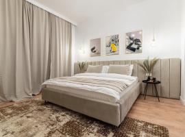 Hotel fotoğraf: Chic Living in the Heart of Bucharest: Piata Natiunilor Unite Studios