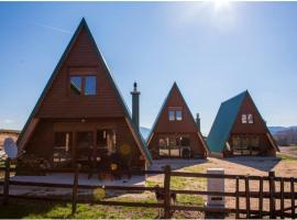 Three Houses, hotel v destinaci Žabljak