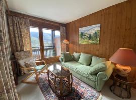 A picture of the hotel: Appartement Praz-sur-Arly, 2 pièces, 6 personnes - FR-1-603-84