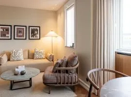Hypernym Hotel & Suites