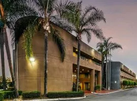Travelodge by Wyndham Commerce Los Angeles Area