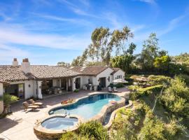 A picture of the hotel: Ascension by AvantStay Pool Pickleball Views