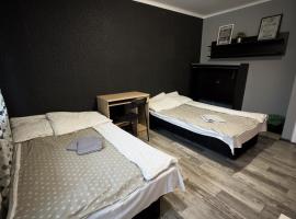 Kwadrat B&B Jałowego, hotel v destinaci Řešov