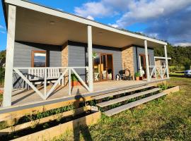 Cabañas Parque Chaqueihua, hotell sihtkohas Hornopirén