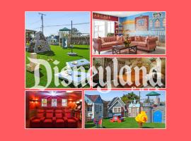 Zdjęcie hotelu: The Disneyland Dream: Arcade, Theater, Play, Golf+