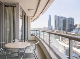 Gambaran Hotel: Spectacular Darling Harbour View Apartment & Parking