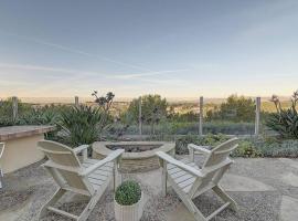 Hotel Photo: Sunny Getaway in Newport Coast w/ City Light View