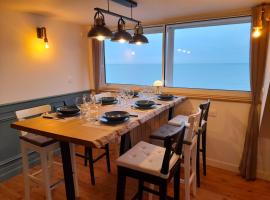 "Le JUGUILI" 46m2 en front de Mer - 4 personnes - animaux OK - Entièrement rénové - Haut de gamme - wifi, hotel v destinaci Mers-les-Bains