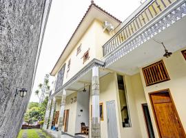 Hotel fotografie: OYO Life 92030 Ef Palm Guest House Family