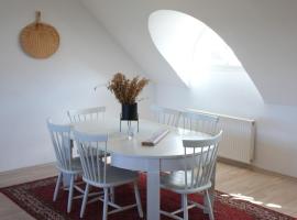Hotel foto: Cozy penthouse apartment in Tallinn town wall