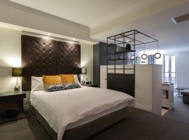 Hotel Photo: CBD Executive Apartment right by the Harbour