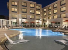 Holiday Inn Express Cape Canaveral by IHG, hotelli kohteessa Cape Canaveral
