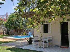 Hình ảnh khách sạn: Casa com piscina aconchegante 300 m do mar