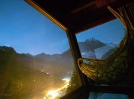 Hotel fotoğraf: SKYLODGE 'il Rifugio dell'Anima'