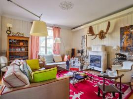 Hotel kuvat: Sublime family home in Versailles - Welkeys