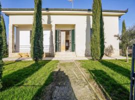 Hotelfotos: Amazing Home In Ponte Buggianese With Kitchen