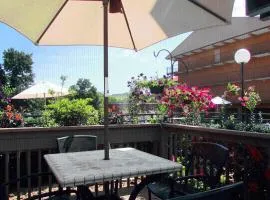 阿伯斯登岛酒店及套房