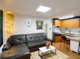 Hotel foto: Newly renovated spacious 2 bedroom unit in HBC