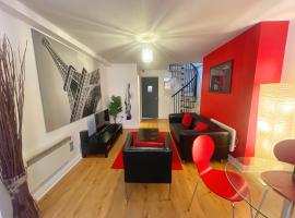 Hotel fotoğraf: Vibrant Loft Apartment in Grade II Listed Georgian Building