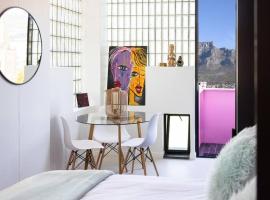 Hotel fotoğraf: Penthouse Studio stunning Table Mountain view